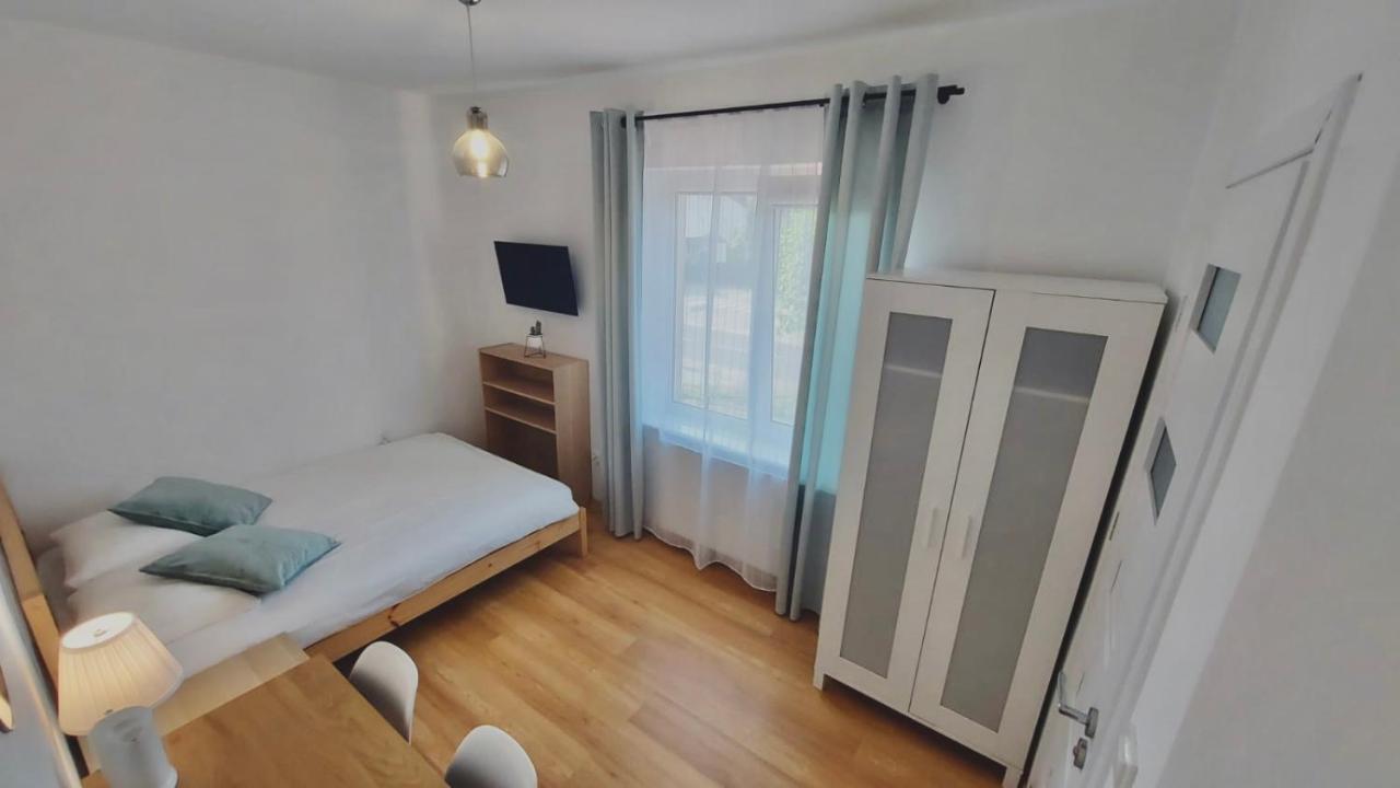B&B Fajne Miejsce 莱鲍 外观 照片
