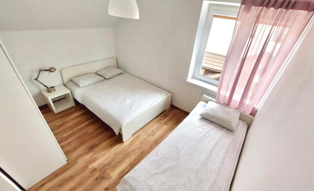 B&B Fajne Miejsce 莱鲍 外观 照片